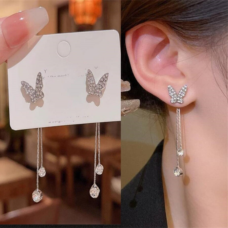 E13,925 Silver Needle Earrings D