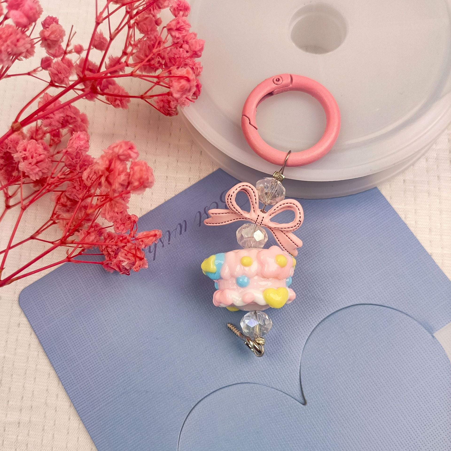 Cute hand-painted beads, pendants, mobile phone jewelry, accessories alloy buckles