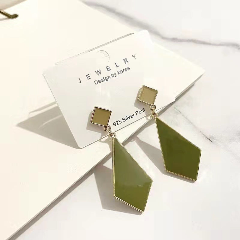 E15,925 Silver Needle Earrings  A