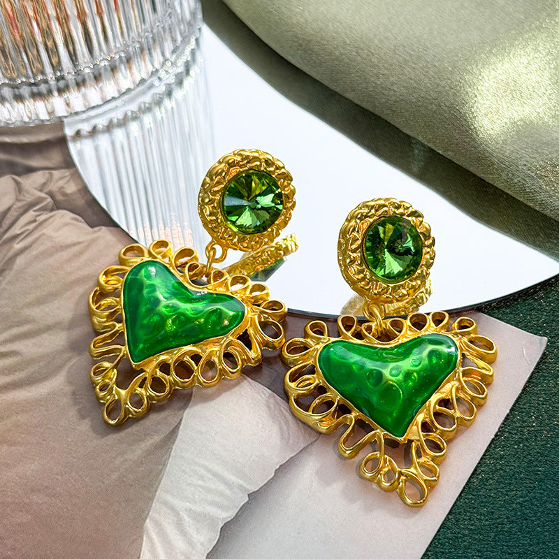 E2,earrings
