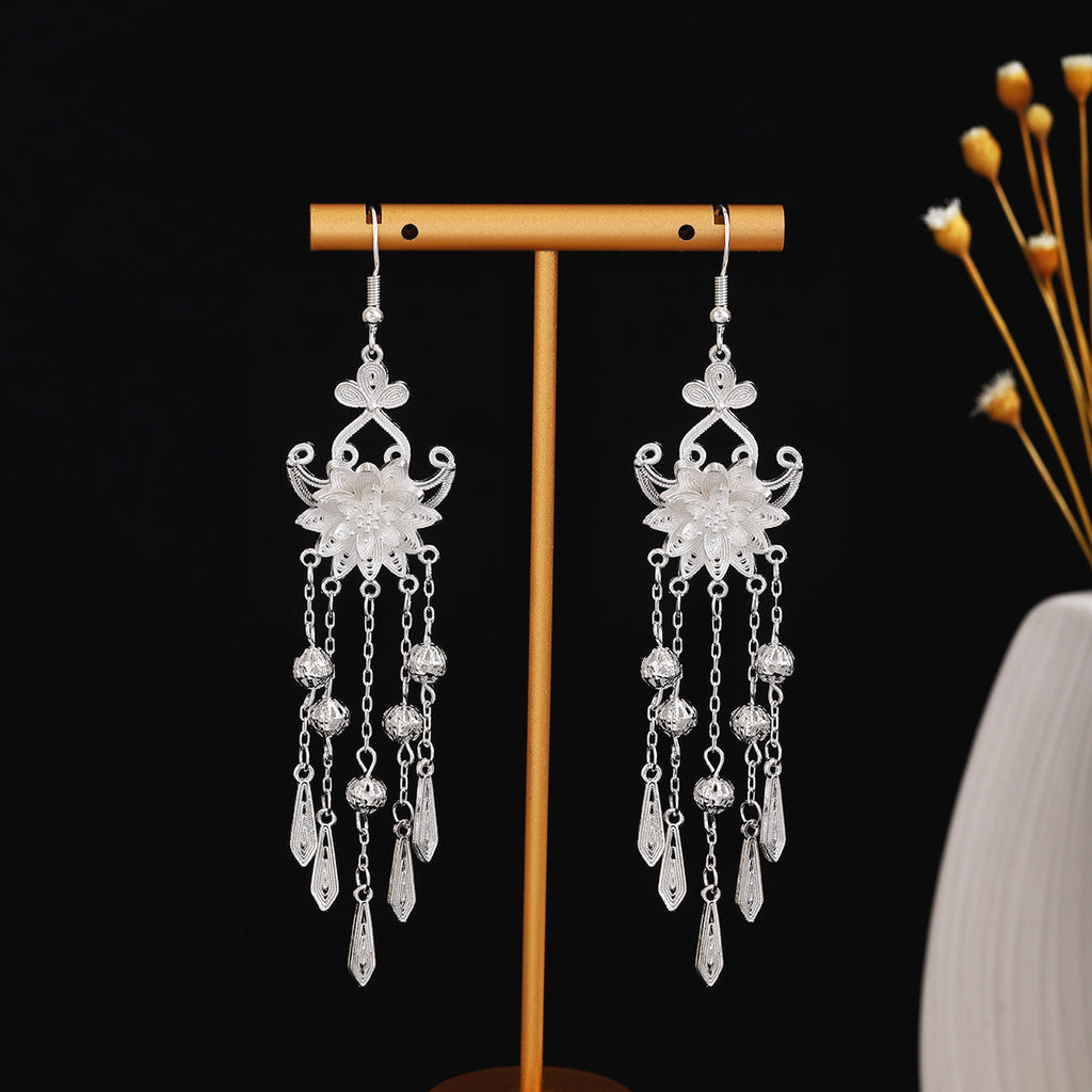 E6,Miao silver earrings