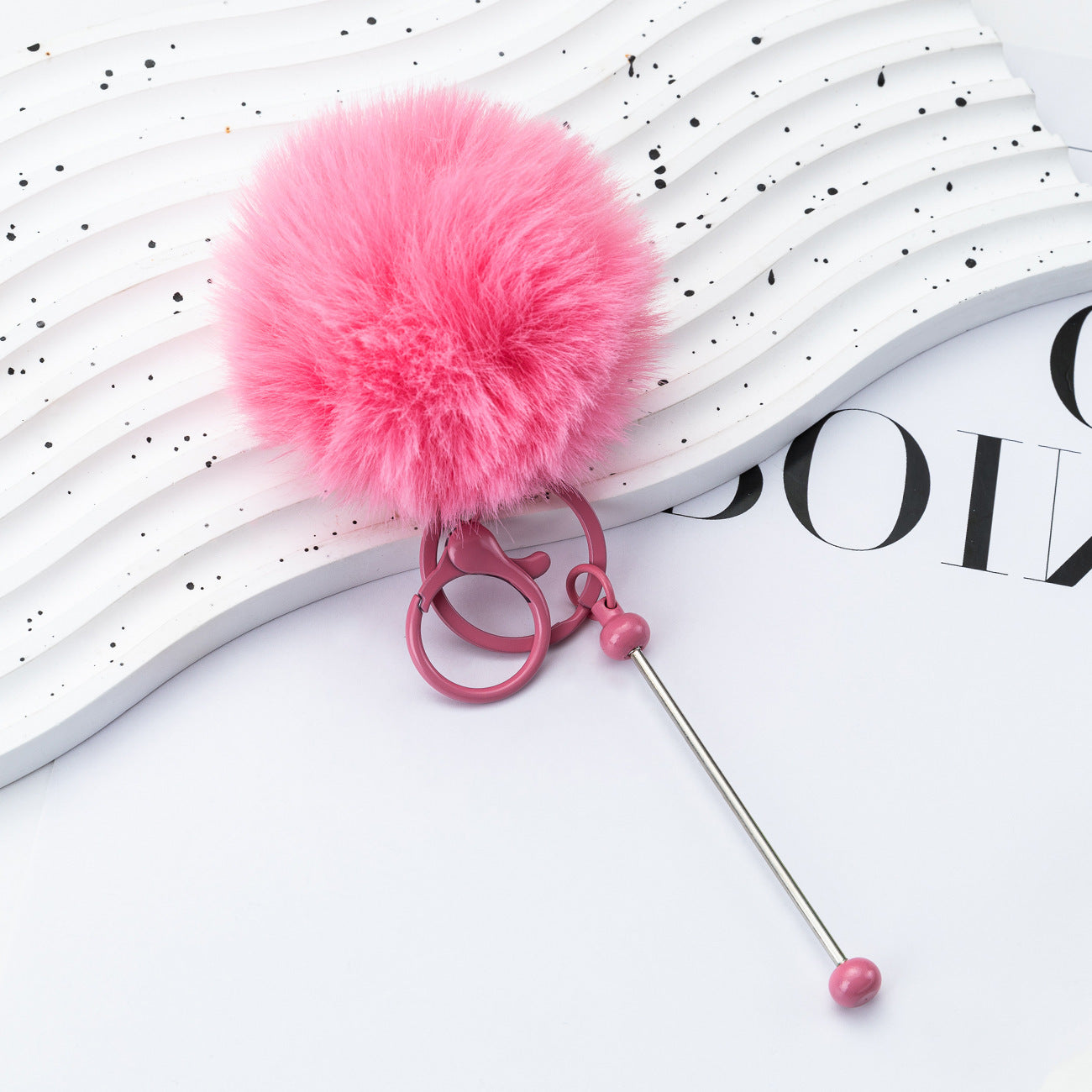 DIY beaded hairball keychain, creative plush keychain