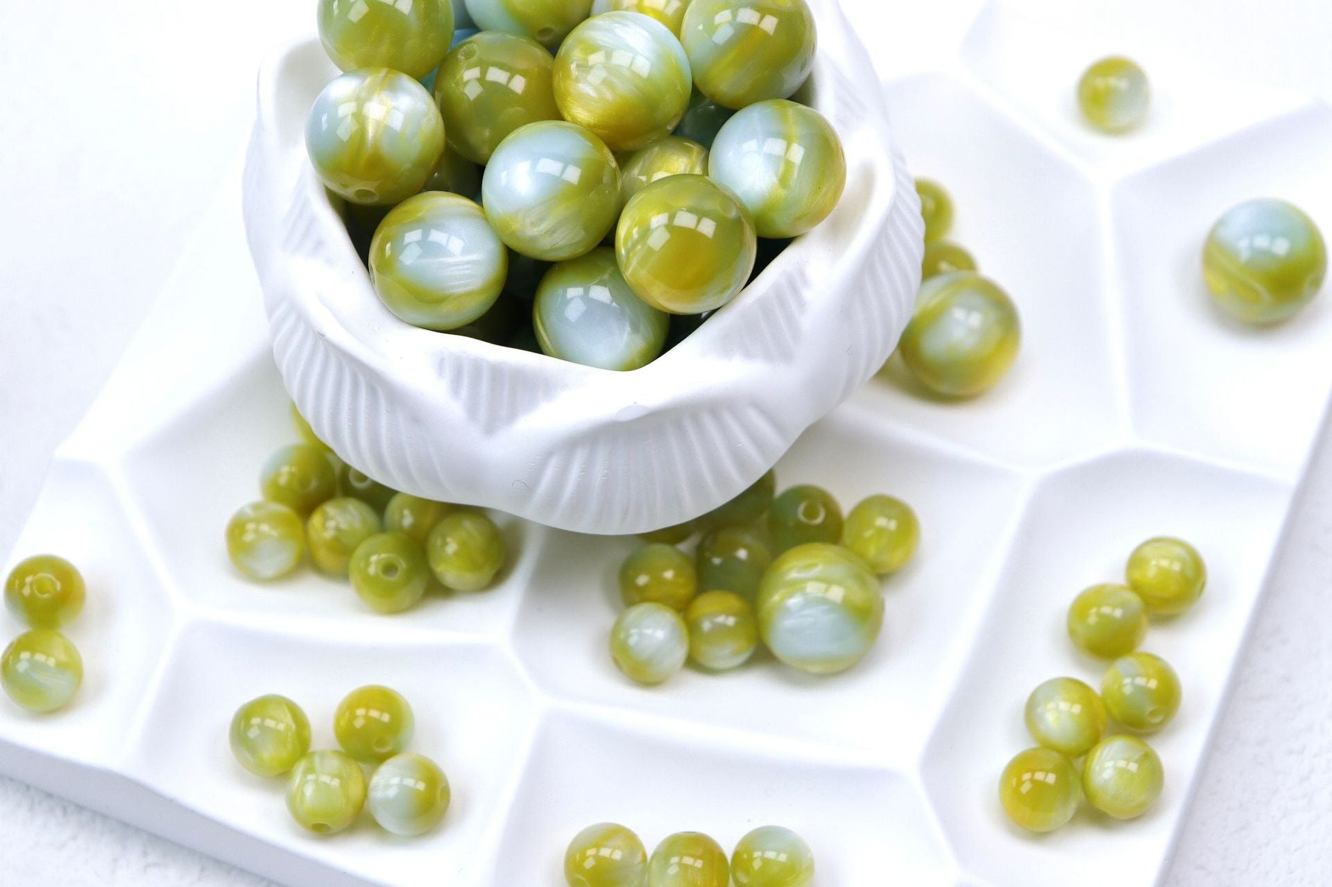 NO.14 Oil painting style resin beads 敦煌