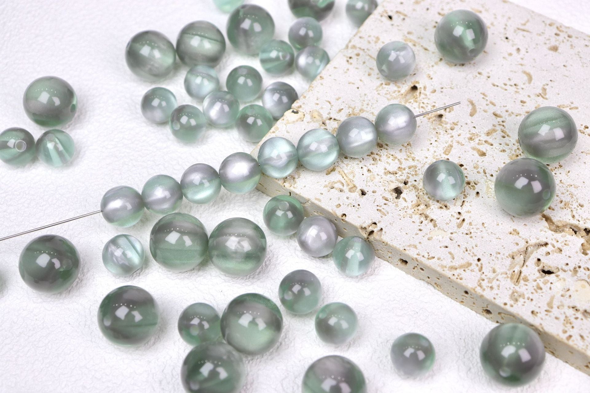 NO.15 Shimmering Color Flow Resin Beads 流光溢彩