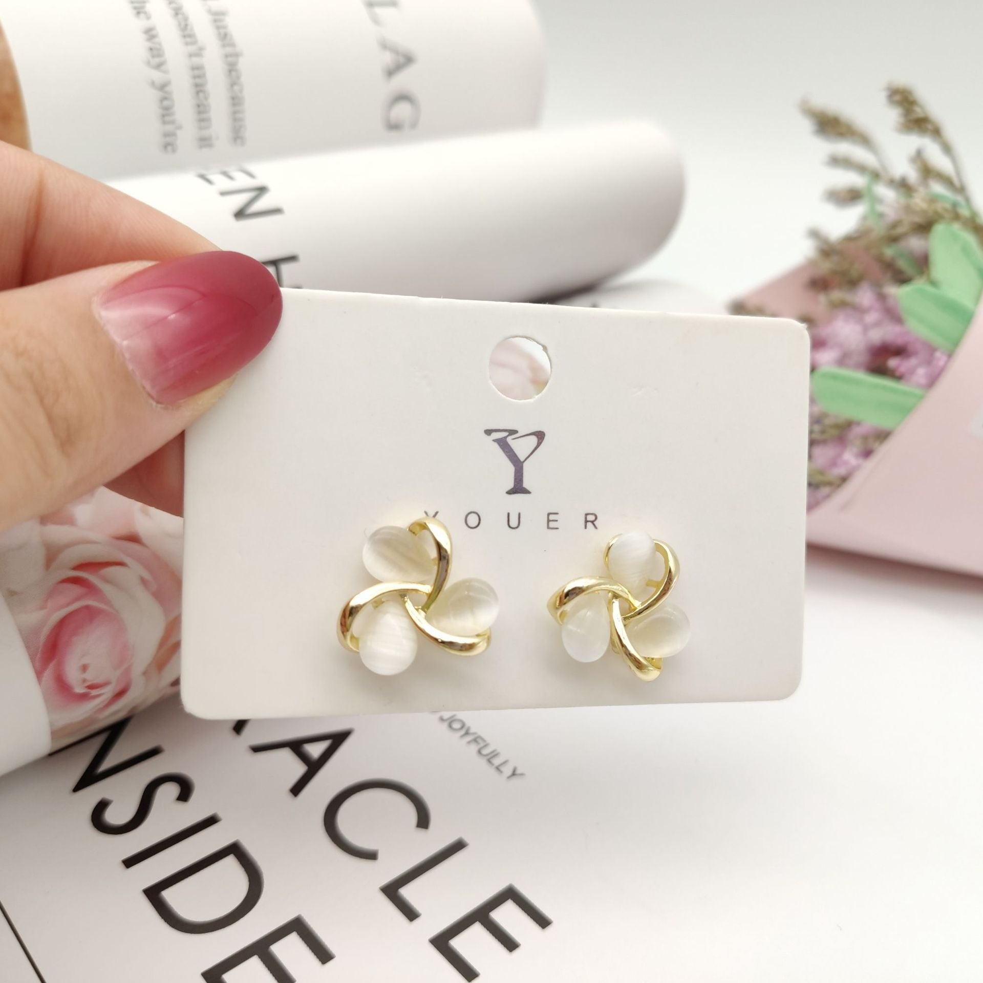 E13,925 Silver Needle Earrings D