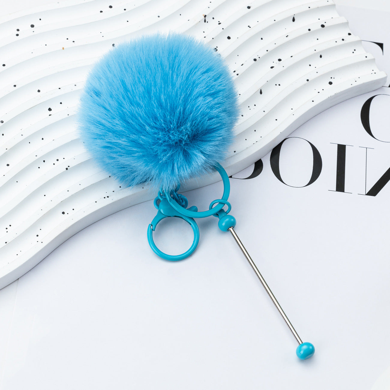 DIY beaded hairball keychain, creative plush keychain