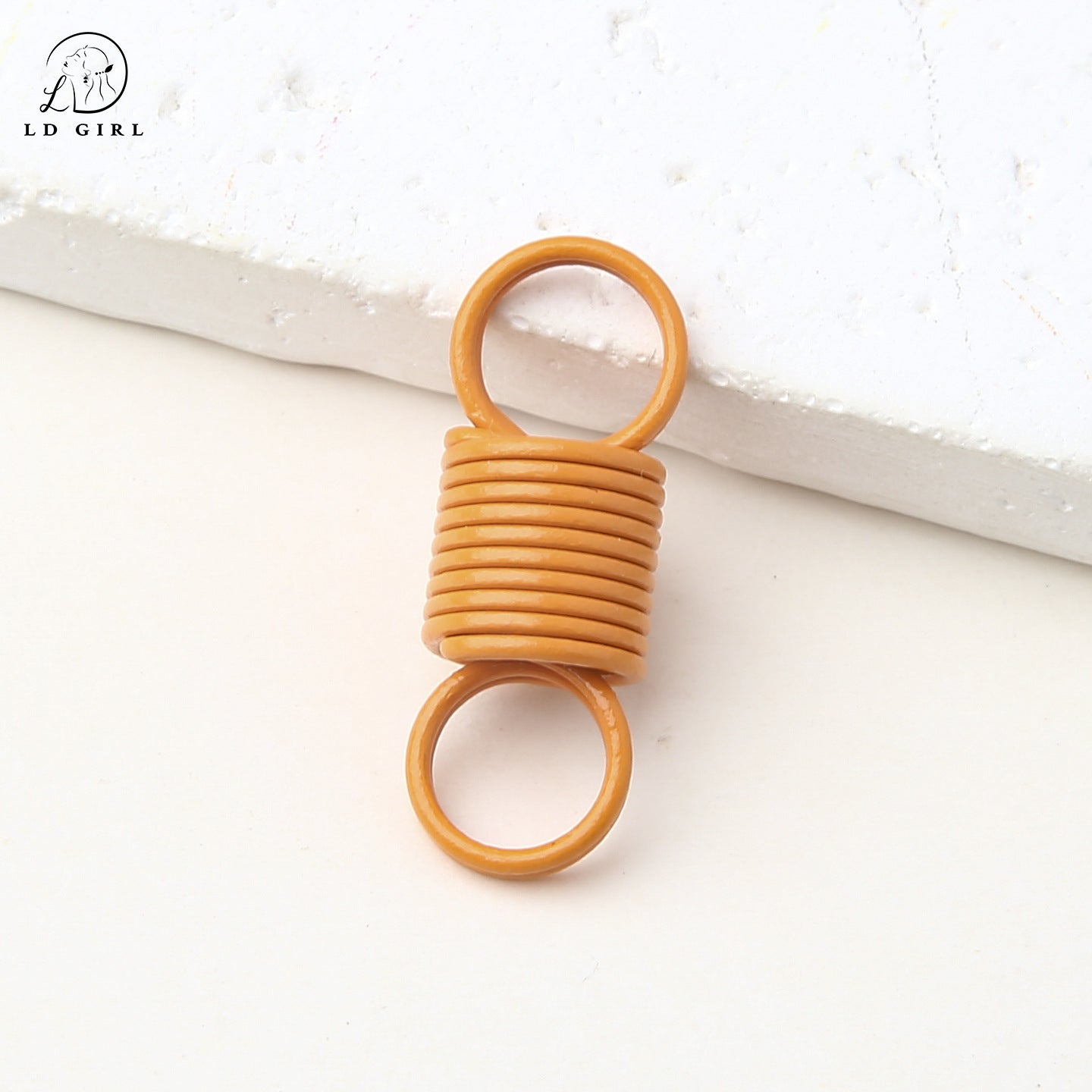 A tension spring connecting buckle, tension spring buckle, keychain pendant, spiral tension spring DIY jewelry accessories