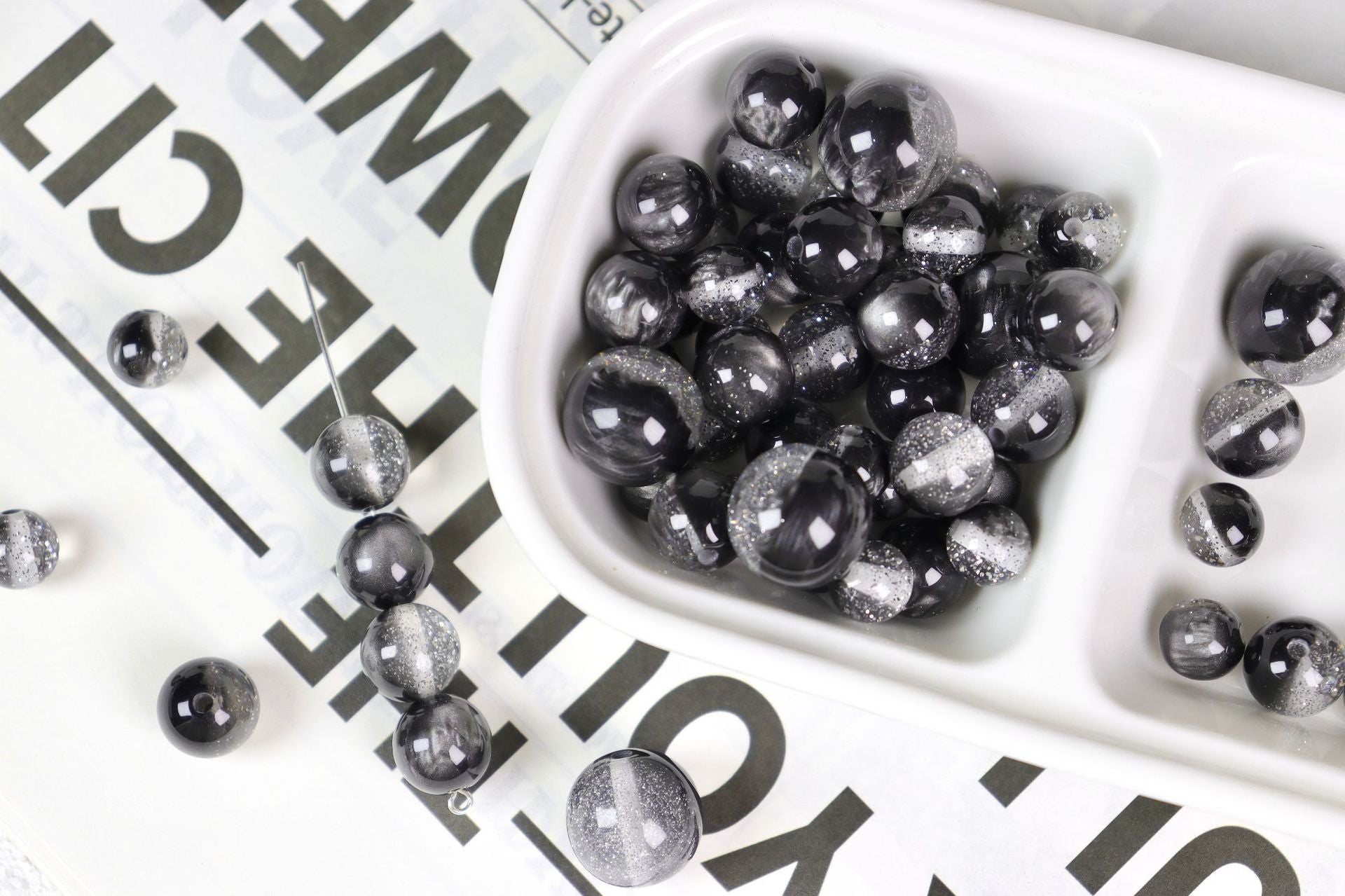 NO.20 Shimmery Silver  Resin Beads 满天星