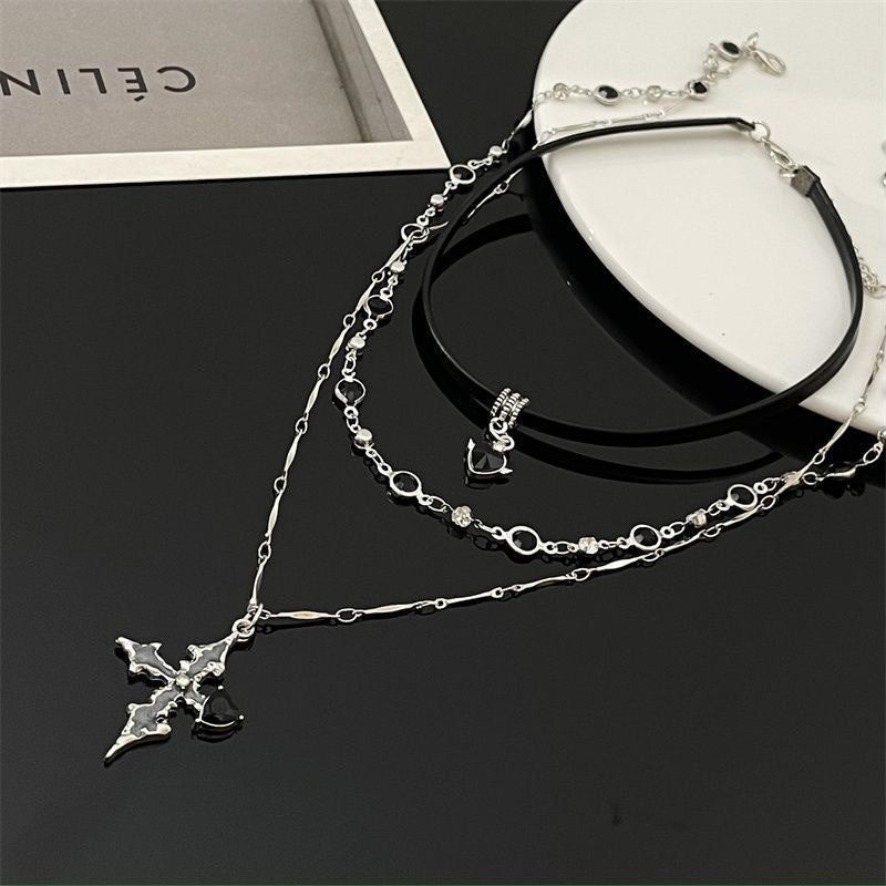 N1,Pendant necklace with long flowing chain