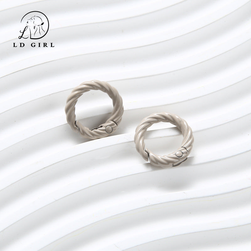 A twist spring chain, DIY keychain