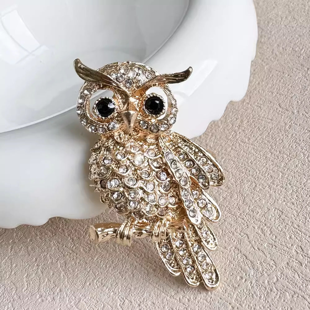 30-Type diamond-encrusted tulip, rose and other brooches