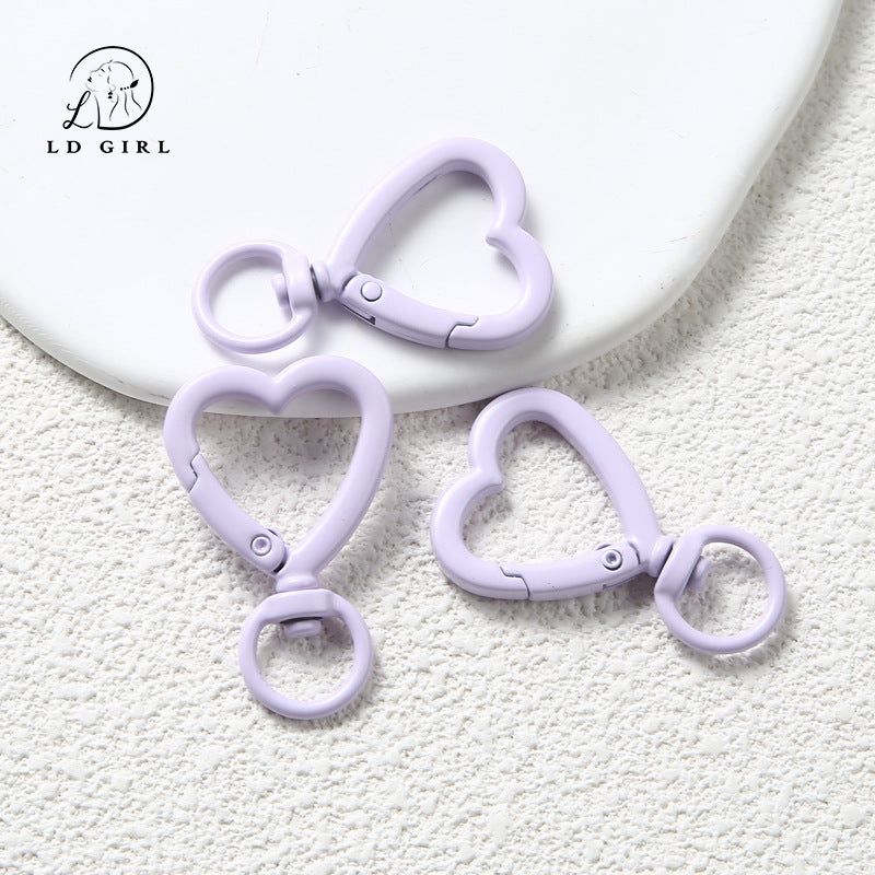 A love keychain, DIY luggage buckle, jewelry accessories materials