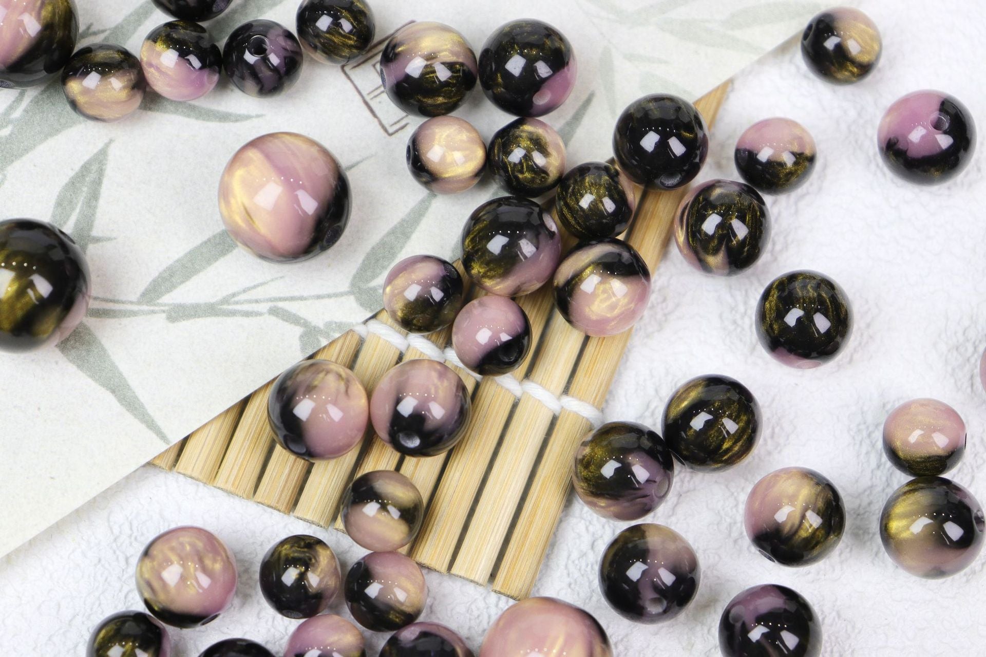 NO.17 Two-Tone  Resin Beads 鎏金双笙