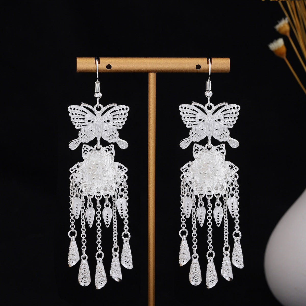 E6,Miao silver earrings
