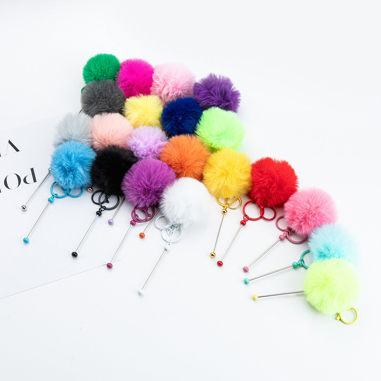 DIY beaded hairball keychain, creative plush keychain
