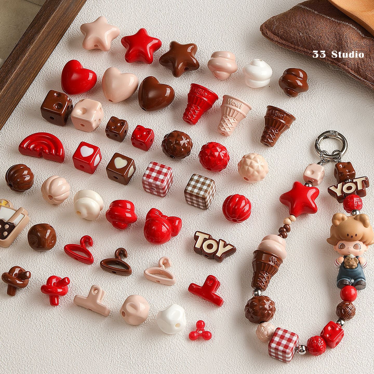 Red coffee color/acrylic paint beads/DIY accessories materials