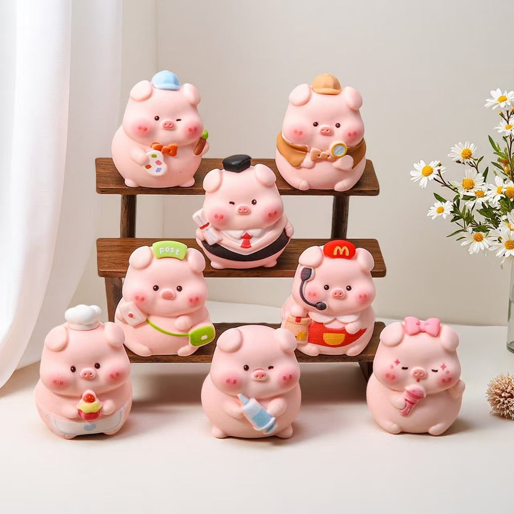 Professional piggy resin ornament, pendant set
