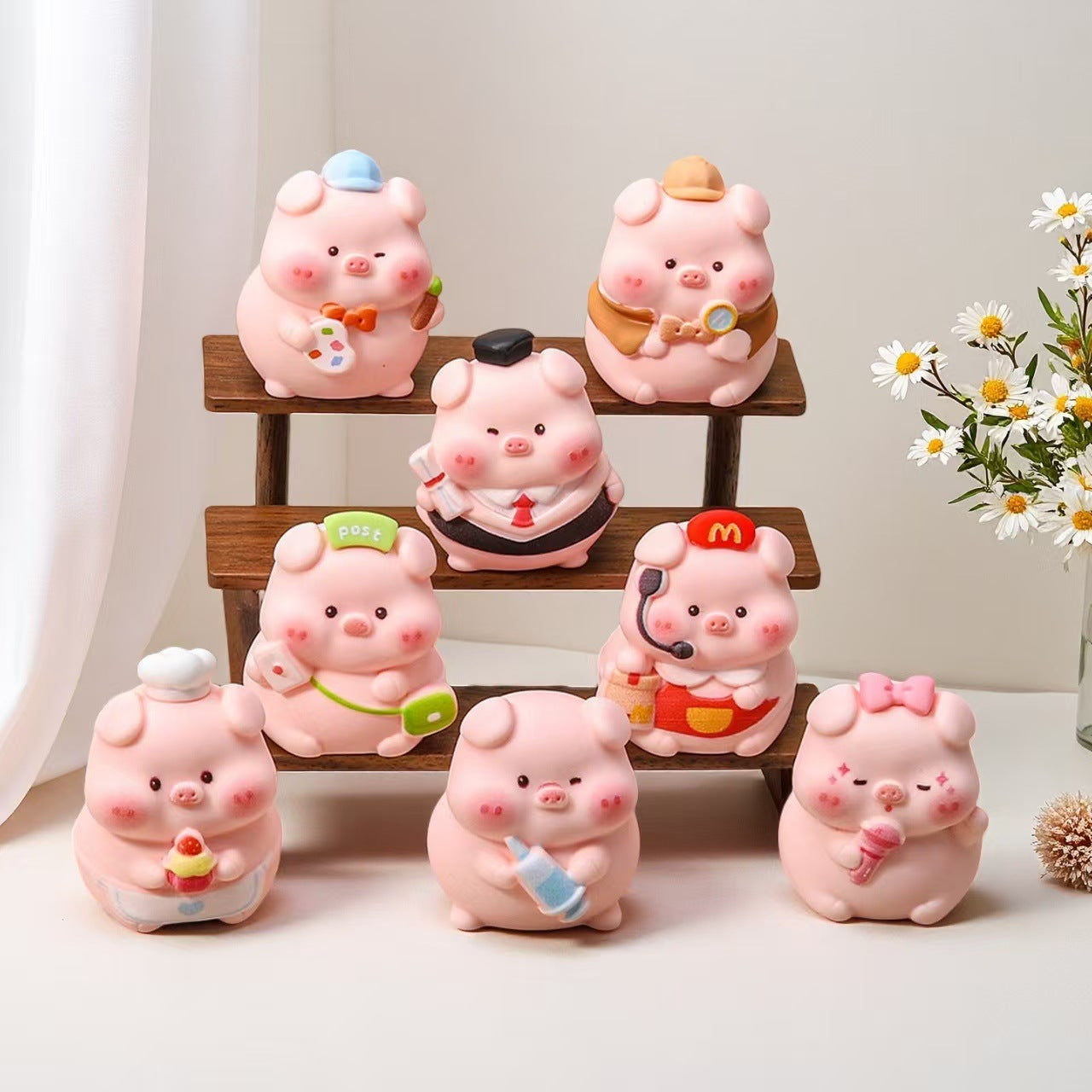 Professional piggy resin ornament, pendant set