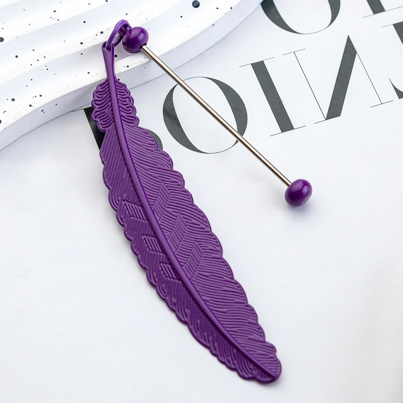 14-Color DIY feather bookmark, cartoon pendant, reading mark page holder 19.6 * 2.4cm