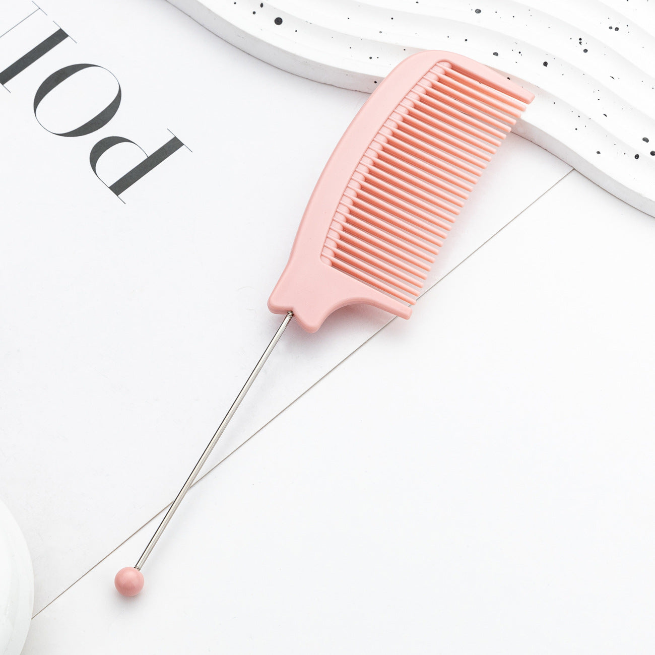 DIY multicolor beaded comb