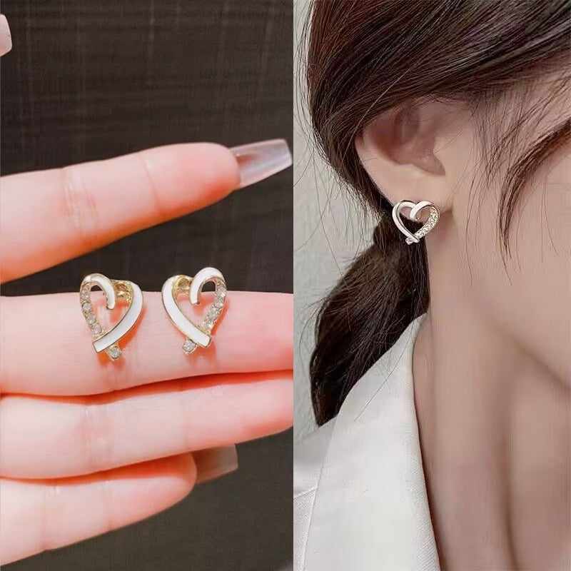 E12,925 Silver Needle Geometric Pearl Earrings G