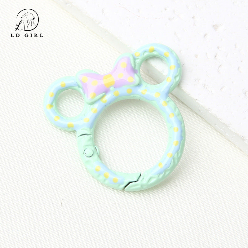A bow Mickey spring buckle, split ring
