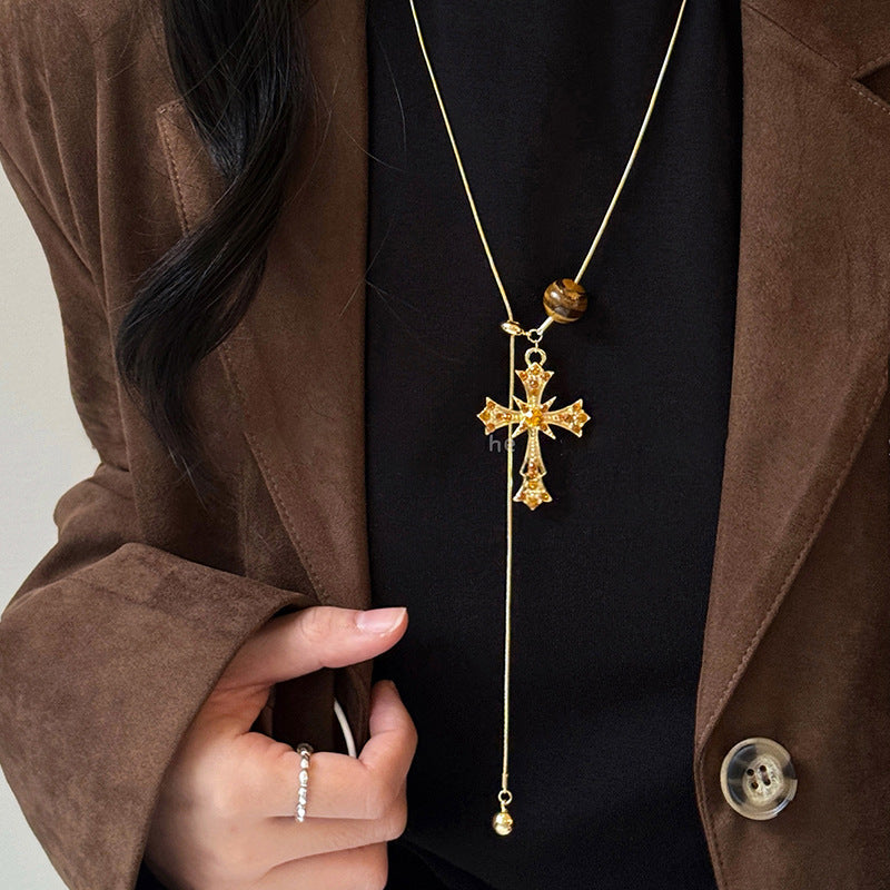 N1,Pendant necklace with long flowing chain