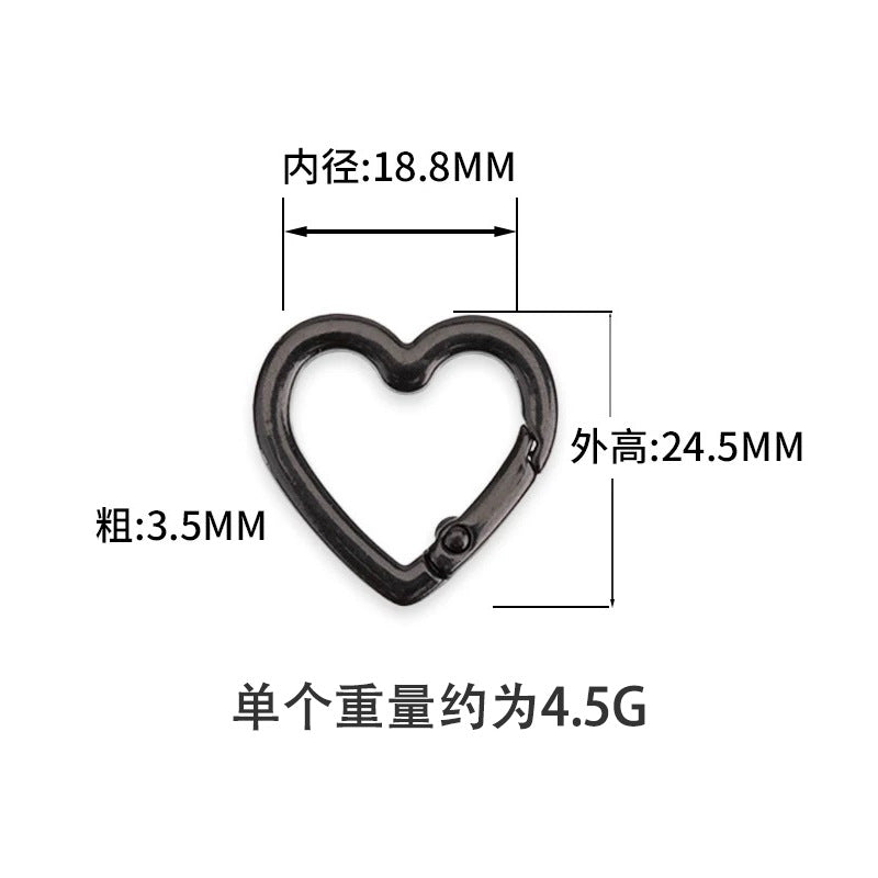 A heart-shaped spring chain, keychain