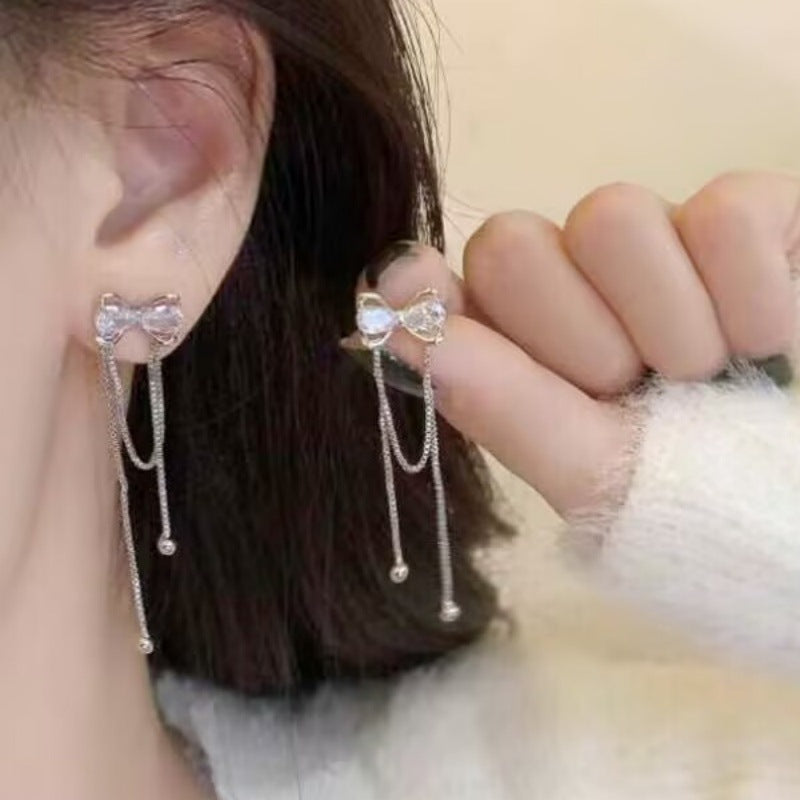 E12,925 Silver Needle Geometric Pearl Earrings G