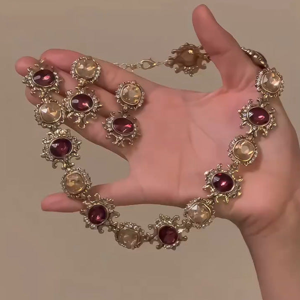 N1,Pendant necklace with long flowing chain