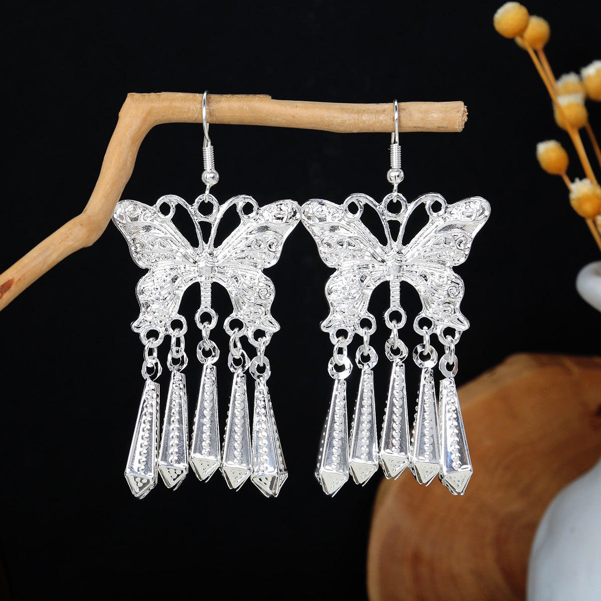 E6,Miao silver earrings
