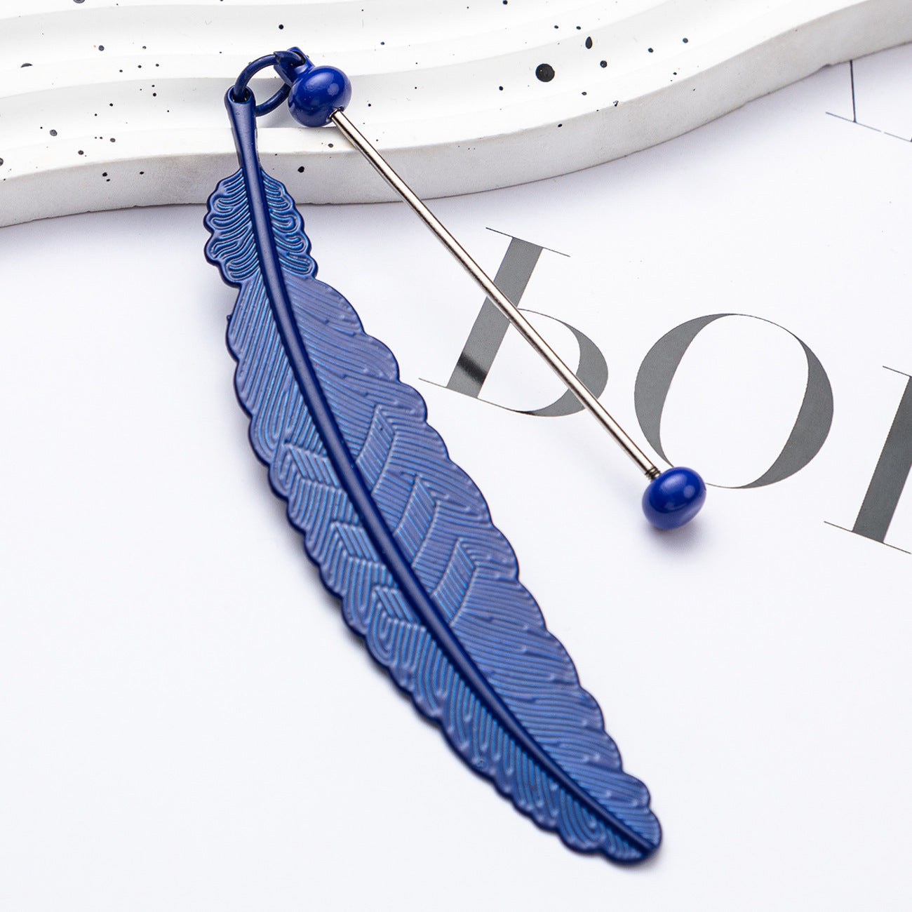 14-Color DIY feather bookmark, cartoon pendant, reading mark page holder 19.6 * 2.4cm