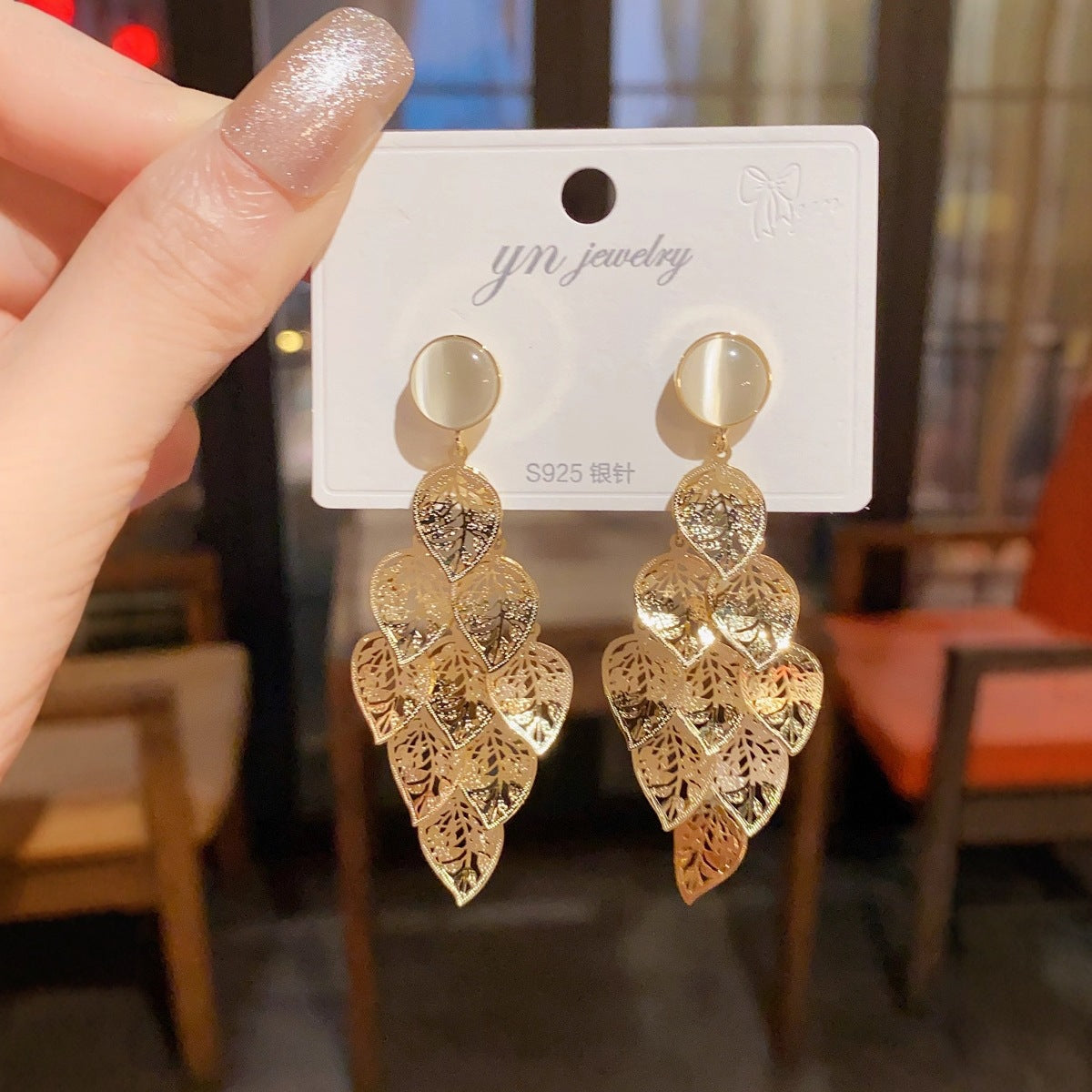 E8,earrings