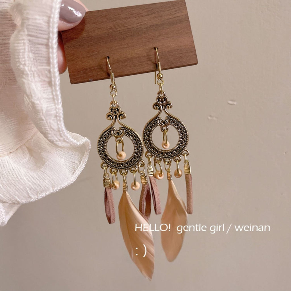 E5, earrings
