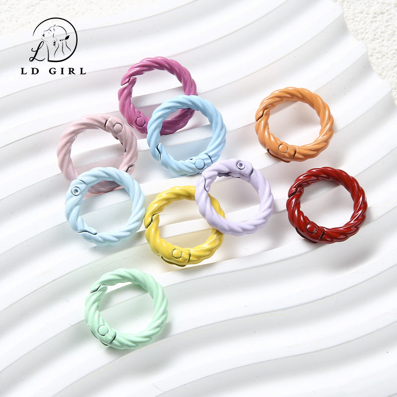 A twist spring chain, DIY keychain