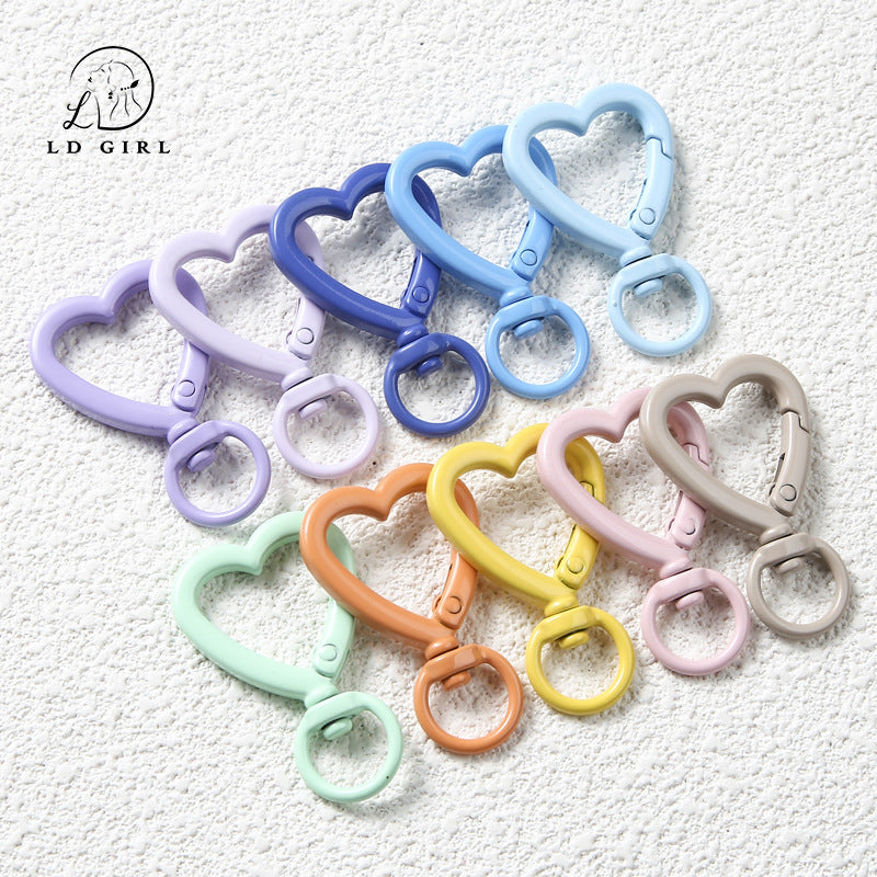 A love keychain, DIY luggage buckle, jewelry accessories materials