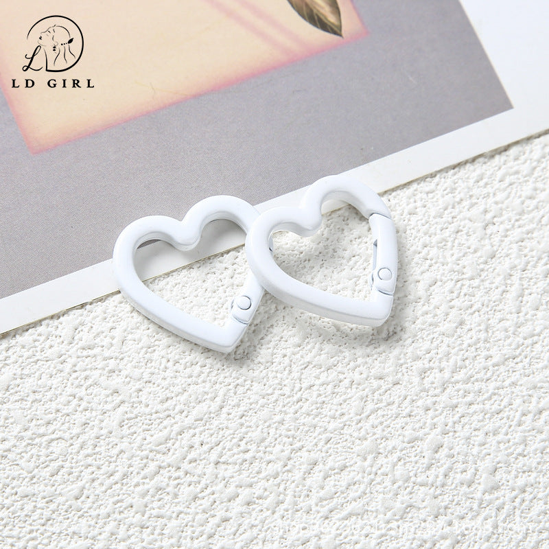 A heart-shaped spring chain, keychain