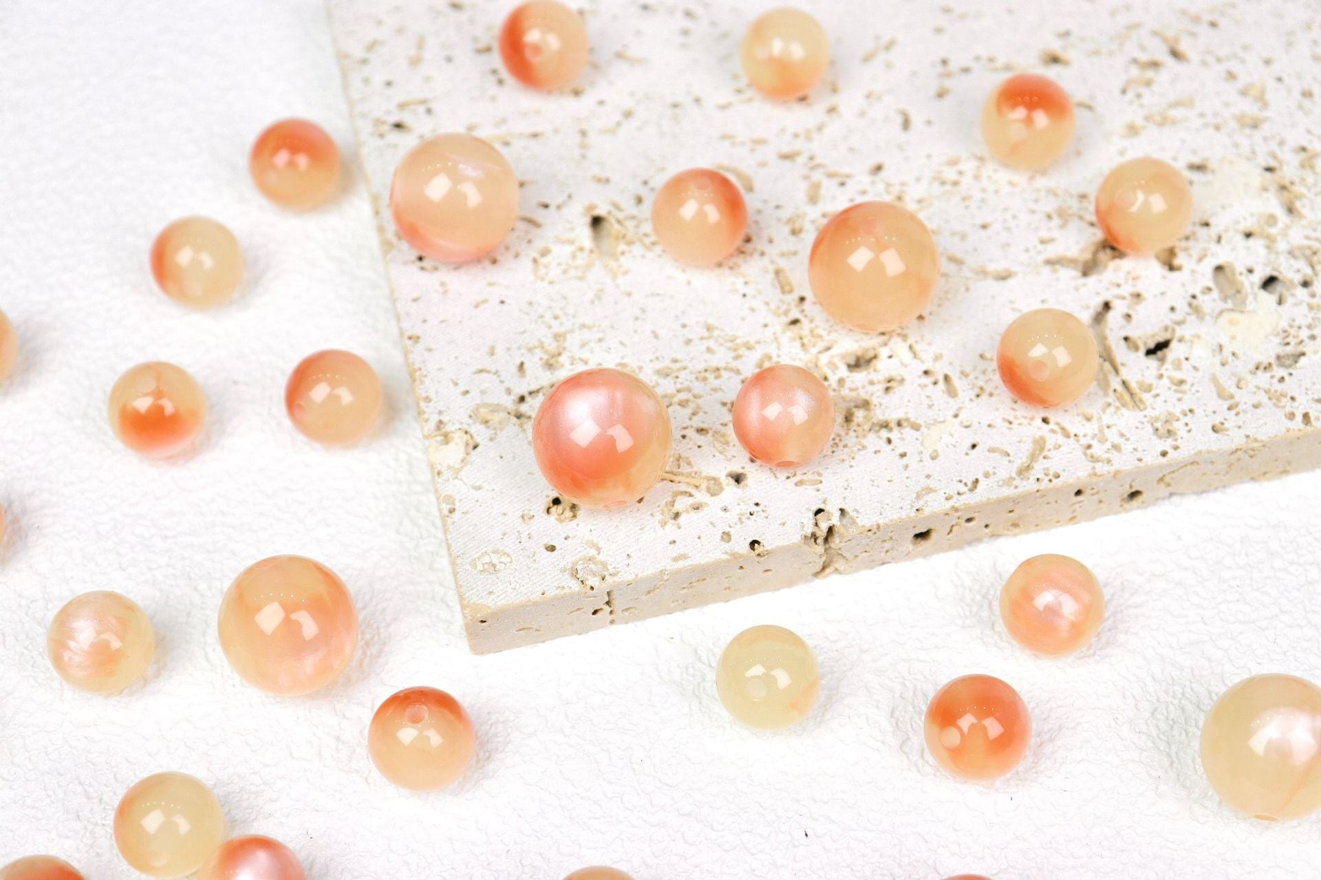 NO.1 Glow-in-the-dark  Resin Beads A 夜光玲珑