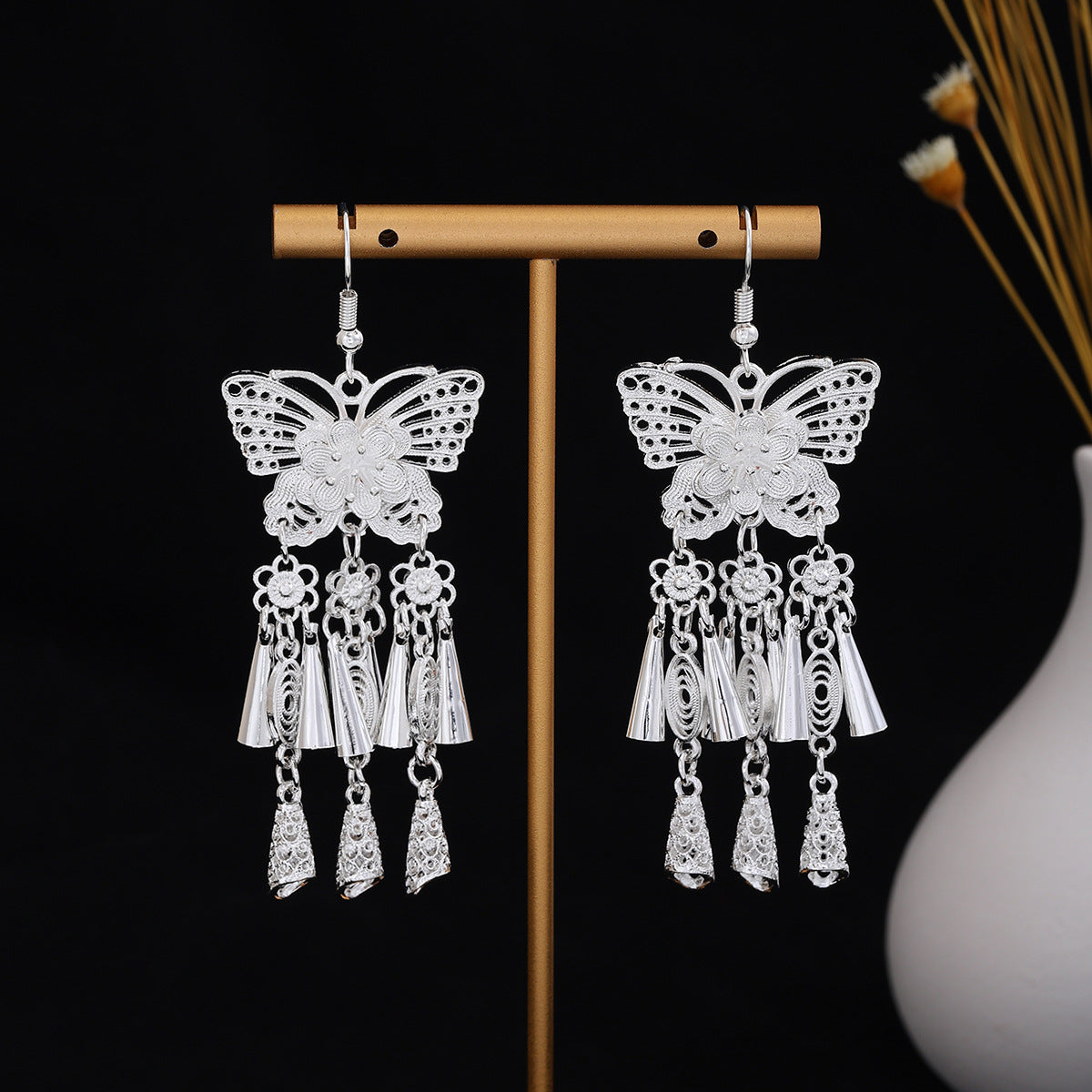 E6,Miao silver earrings