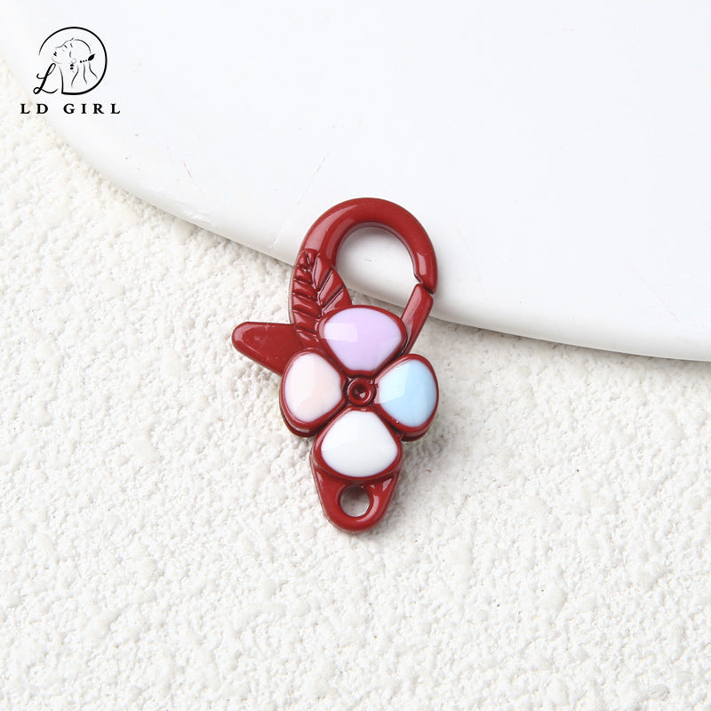 A Four-leaf clover spring buckle, hanging buckle, jewelry accessories, mobile phone chain, keychain