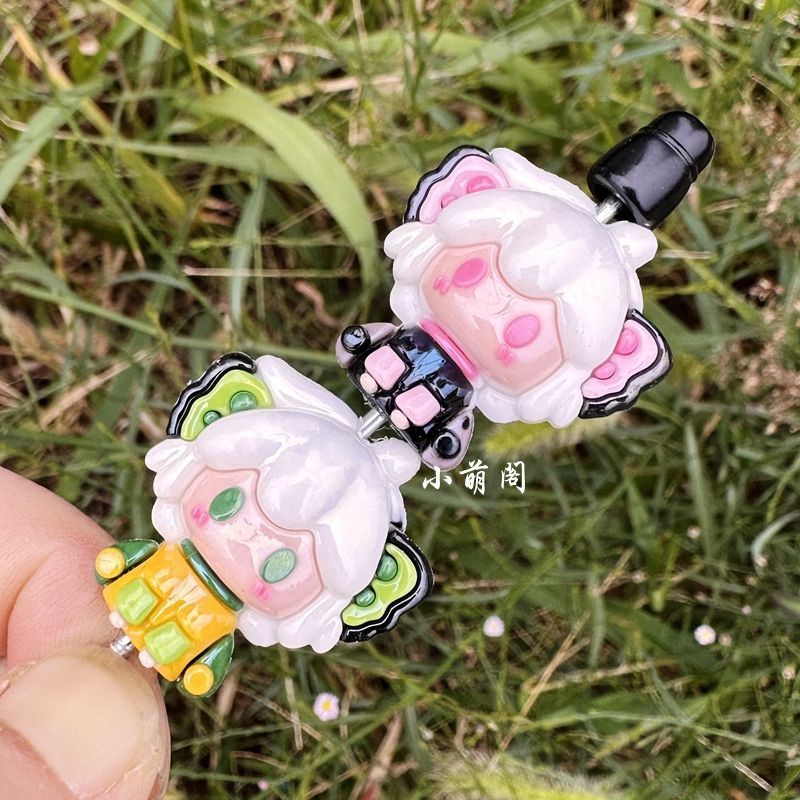 A8  silicone focal bead pop mart