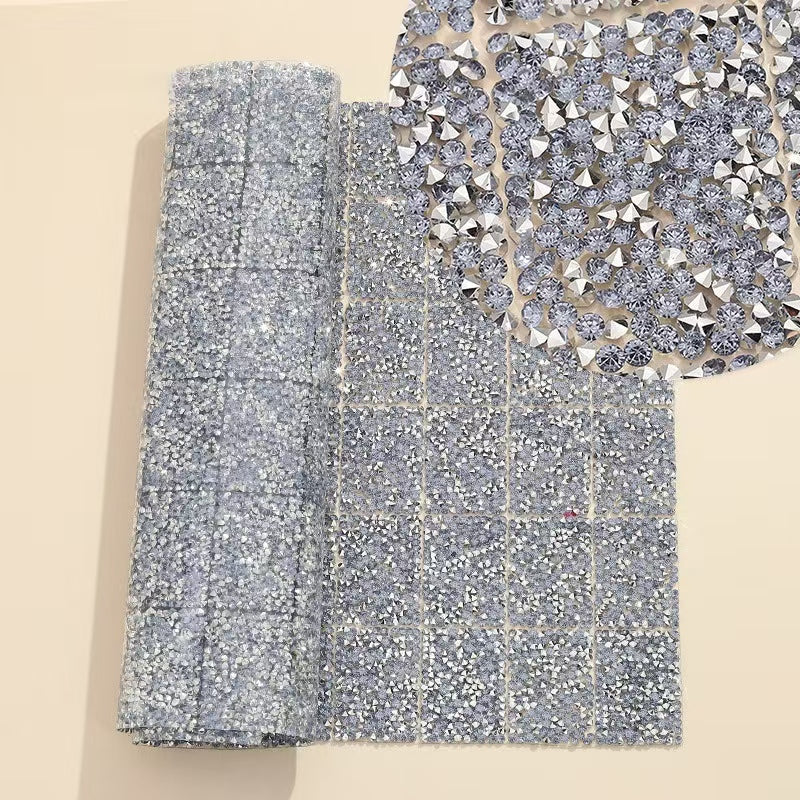 19-Type pointed bottom rhinestone with resin cylinder mixed double-sided rubber drill piece [whole piece 24 * 40cm small square 3 * 4cm]